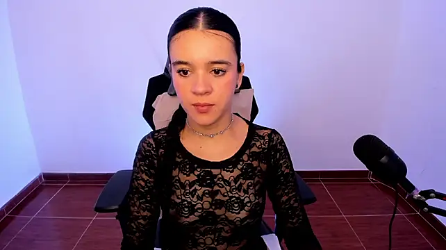 isabellawhitmore Adlı Modelin Canlı XXX Sohbeti