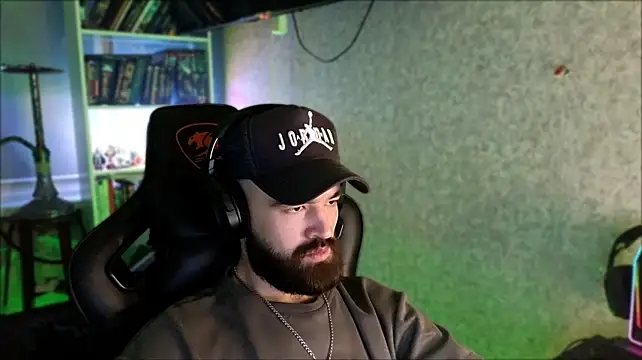 _Serious_Man – Naživo XXX chat
