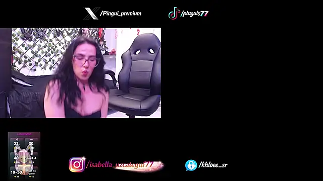 Khloe_srr - Anal con pepinos