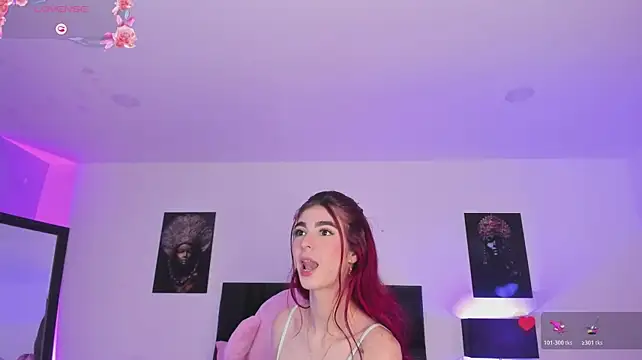 SaradaParker - Sexy fingering in doggy😈