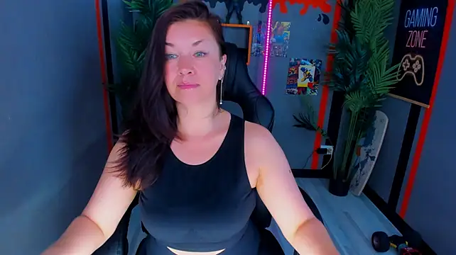 AnaMills XXX чат на живо