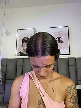 JuliaColemann - 🍑 show my ass in doggy
