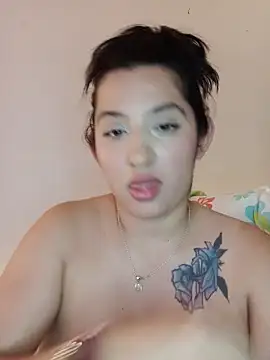 แชท XXX สดของ VALENTINA_ROUSE_