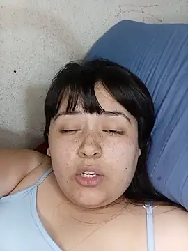 Czat XXX na żywo – Luu_199
