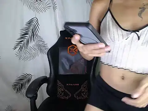 kate_69x 现场XXX聊天