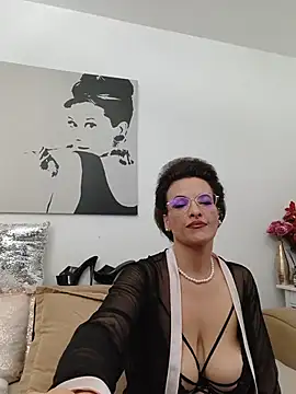 XXX chat uživo modela RebeccaNoble