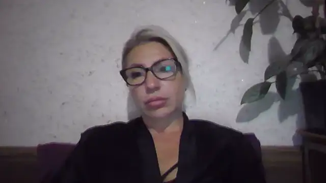 Онлайн чат XXX fox_red_lady7