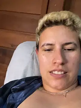 Chat +18 de BR-lesbian ao vivo
