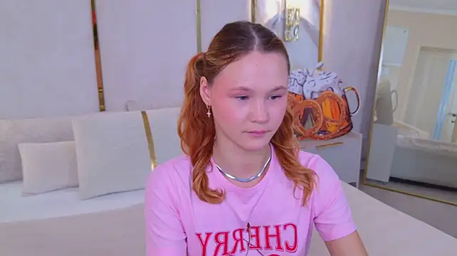 AmeliRoyse XXX чат на живо