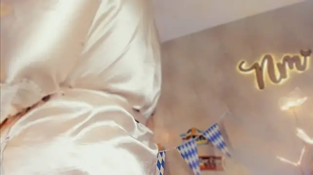 Nicolemorelli2 - DIRNDL RIDE