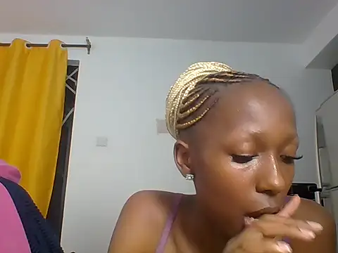 pretty_doll04n Live XXX chat