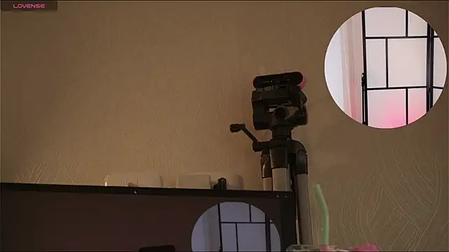 Chat +18 de JessicaBrook ao vivo