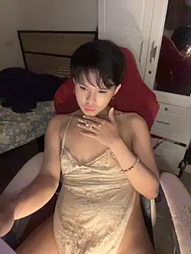 Plaxxxtique Chat XXX live