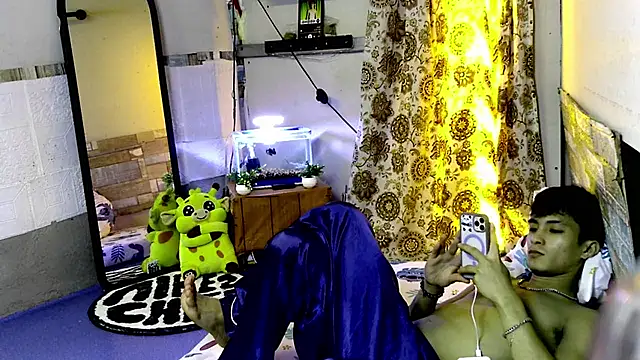 Twinkyecho Webcam Show