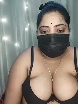 DESI-DOLLLL Chat XXX in diretta