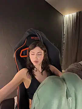 Bastet 라이브 XXX 채팅