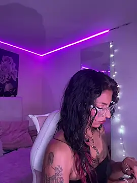 SamathaMay Chat XXX live