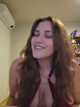 Živý XXX chat MiaRides19