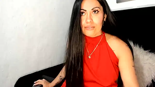 دردشة Tania_mature الجنسية المباشرة