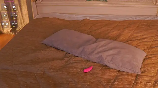 FrediaPfeiff - ride the pillow like u hard dick <3