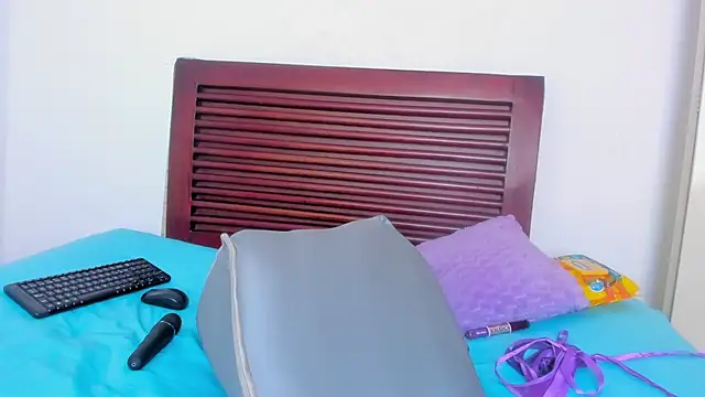 Megansweetcome - control your toy x 3 min 😈🥴🤤