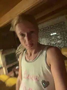 LaMadrina006 élő XXX-chatje