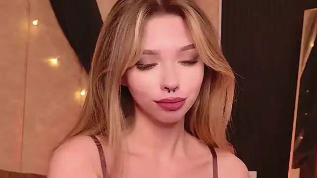 Chat +18 de Sierra_Fane ao vivo