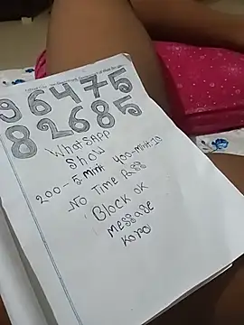 Hot_simran - Figuring 2 mint in public
