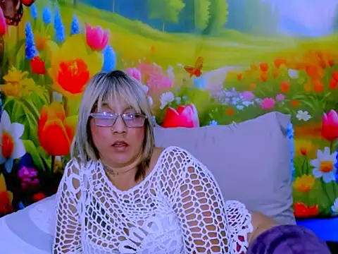 دردشة indianroxy الجنسية المباشرة
