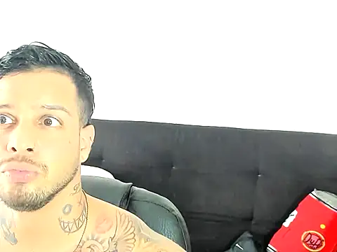 Czat XXX na żywo – MarckMathews