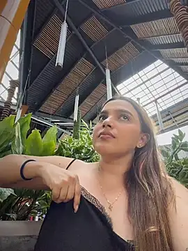 Chat XXX en directo de Colibri_xxx