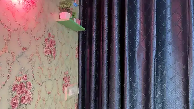 Show de hot_spicey na webcam
