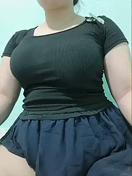 Shine_Mai Adlı Modelin Canlı XXX Sohbeti