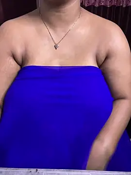DarlingRuby Adlı Modelin Canlı XXX Sohbeti