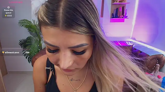 SALOOMEE__'s Live XXX Chat