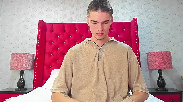 NickWild Live XXX Chat