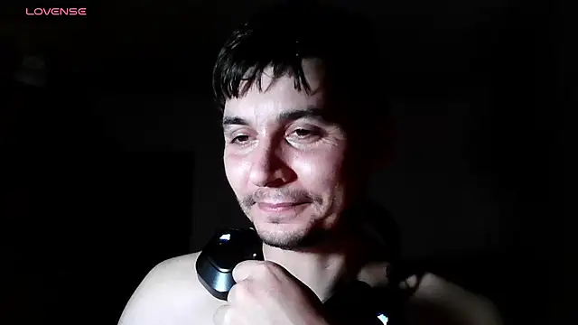 Chatroom XXX en direct de David_storm
