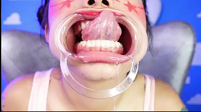 Foxy_samy - destroyed make up with sloppy saliva