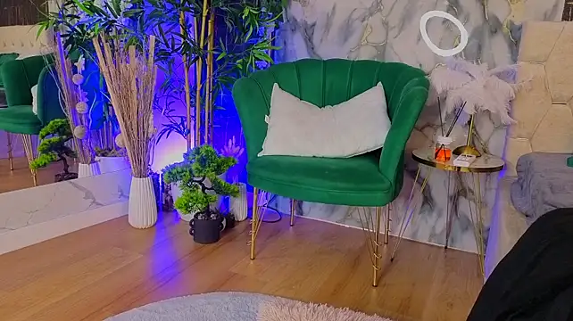 دردشة AnngelAva الجنسية المباشرة