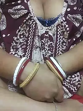 Sexy-Preety - Full nude in public First time