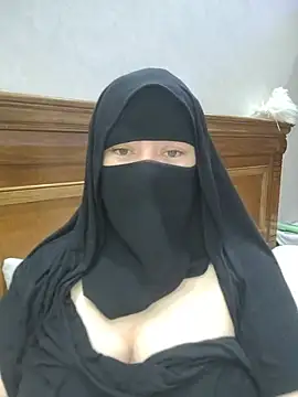 Bisan_sexy Adlı Modelin Canlı XXX Sohbeti