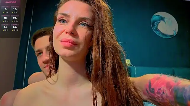 XXX chat uživo modela troublemakers
