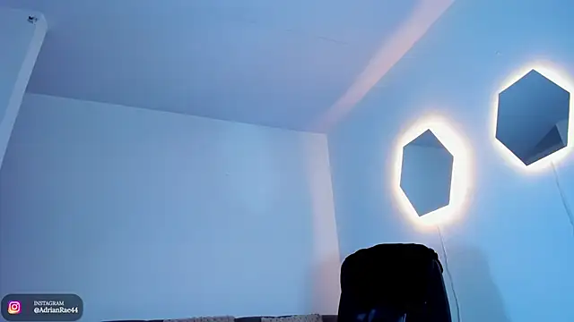 Chat XXX Live Mr_adrian