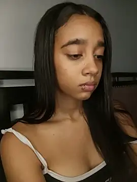 Živý XXX chat Zoe_Sweett18