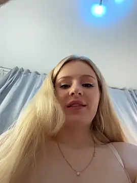 Živý XXX chat CaseyCumFace