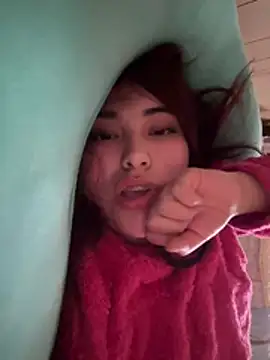 yazzhot18's Webcam Show