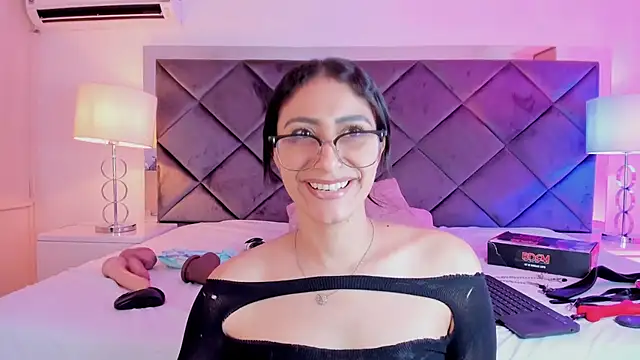 แชท XXX สดของ PamelaaPonce