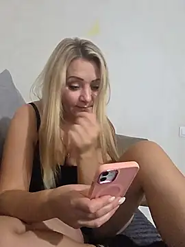 SassiSandra Chat XXX live