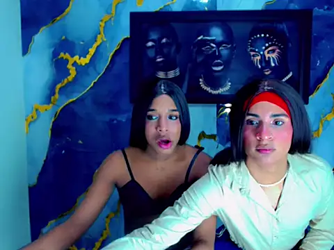 צ'אט XXX בשידור חי של TheVelverGirls