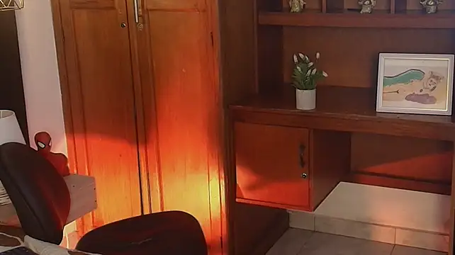 Justin_Royers – Naživo XXX chat